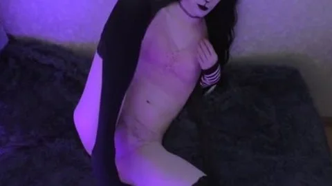 Kitty beauty Cums one more time