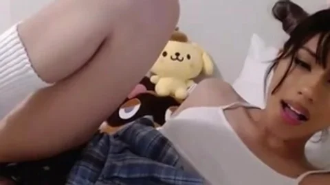 Petite Mexican Mami With small knob Camshows Solo