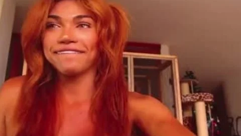 pretty Tanned Gurl