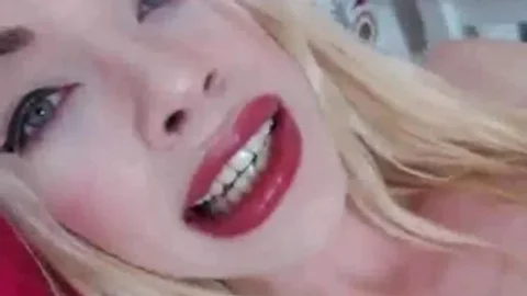 palatable ladyboy Cums Licks It Up