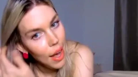 delicious blond Natural pantoons ladyman cock Ring cam