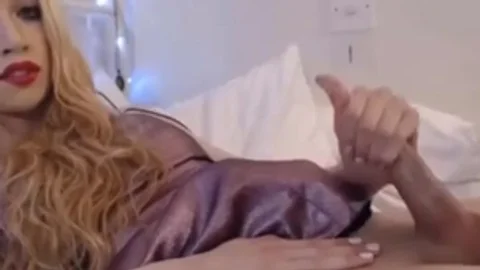 blond ladyboy Masturbate Live On web camera