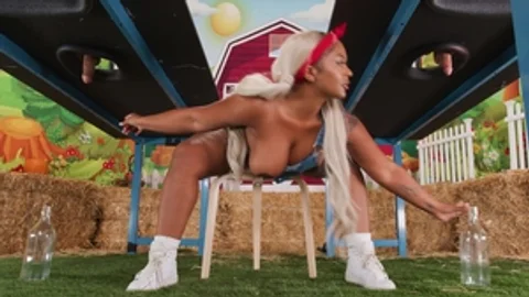 Oopsie!: Dirty Farmgirls Get Creamy Milk