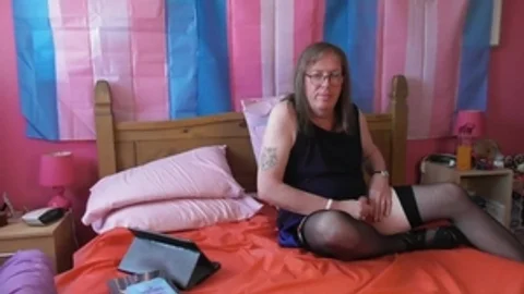 Sarah web camera Show 2nd June 2024