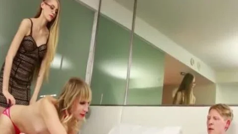 TS River Enza Cheered On During gigantic penis Penetration