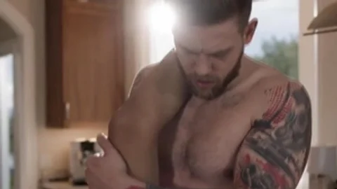 Trans Itzel Saenz Rides Steve Rickz Hard massive penis