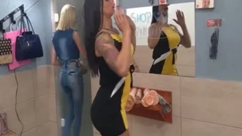 Rosy Pinheiro Fazendo Um Surubão No Seu Sex Shop Rosy Pinheiro.G