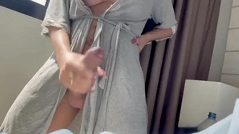 Rise and Shine, It's Yasmim Time!