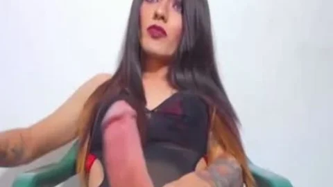 Large cock latina shemale cam